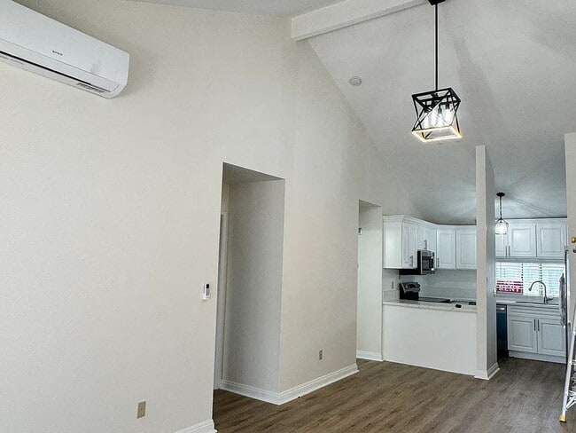 Building Photo - 6176 Agee St