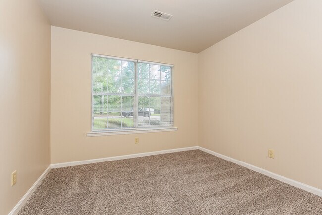 Building Photo - Spacious 3-Bedroom Toney Home with Two-Car Garage