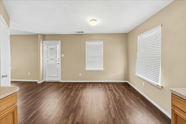 Building Photo - 12702 Rio Quatro Dr