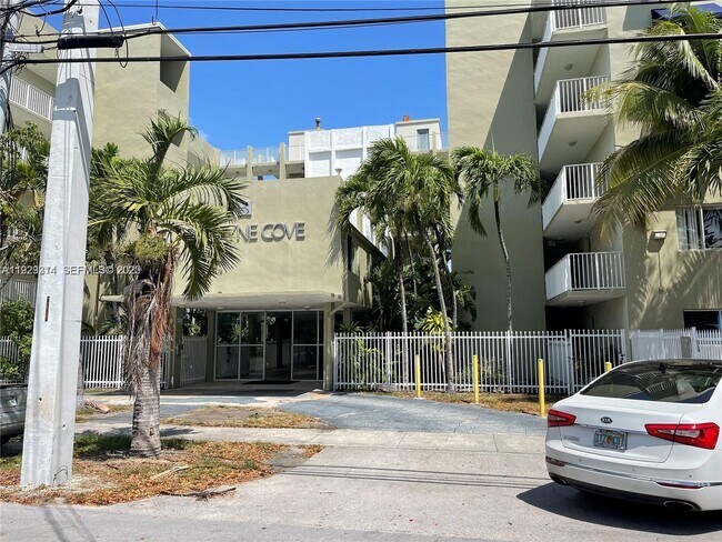 Primary Photo - 665 NE 83rd Terrace