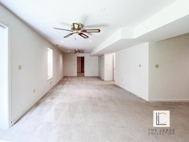 Building Photo - 15412 Overlea Ct