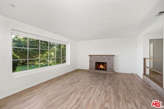 Building Photo - 6363 Sycamore Meadows Dr