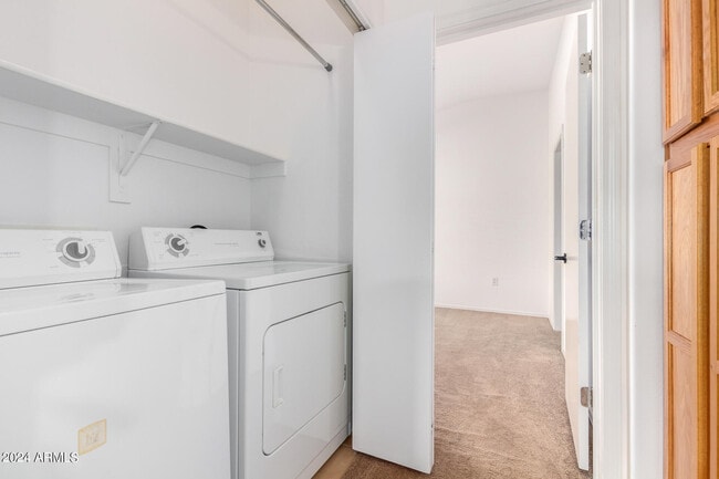 Building Photo - 2024 S Baldwin