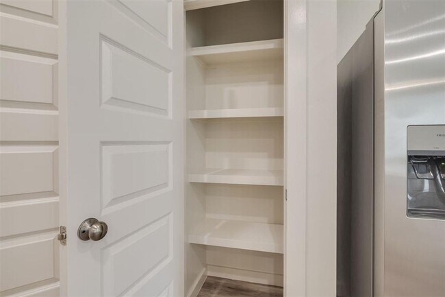 Building Photo - Luxury NEW 3 Bedroom 2.5 Bathroom Townhome...