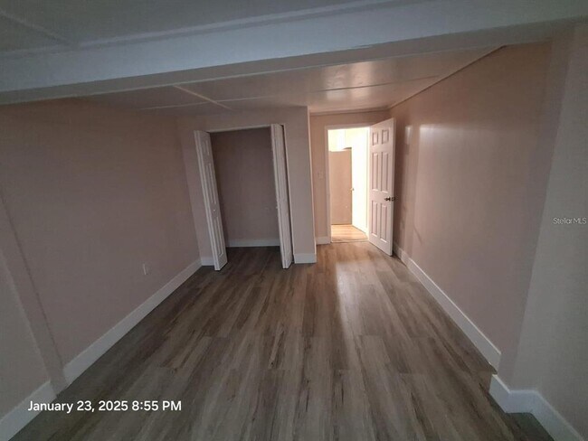 Building Photo - 6505 Oelsner St