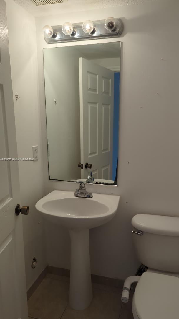 Building Photo - 4960 Windward Way