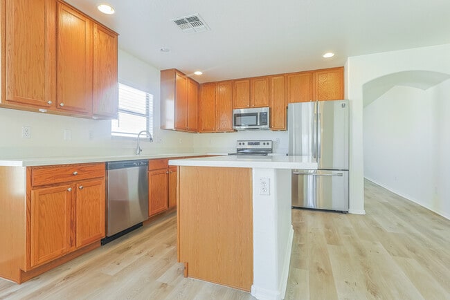 Building Photo - 3113 W Hayden Peak Dr