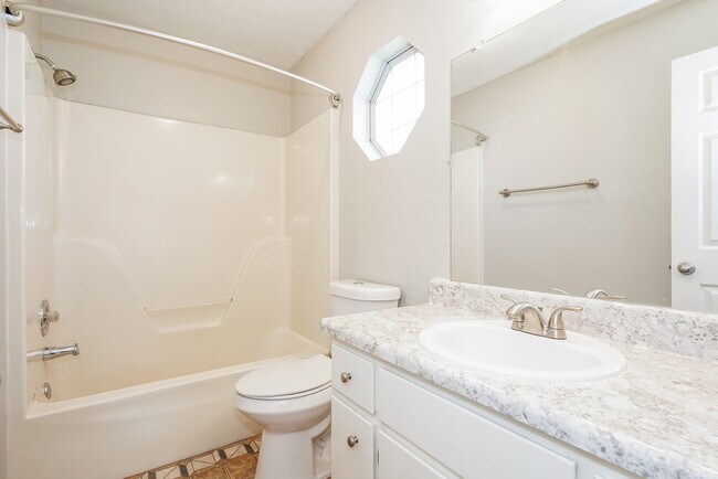 Building Photo - 300 Scotts Creek Pl