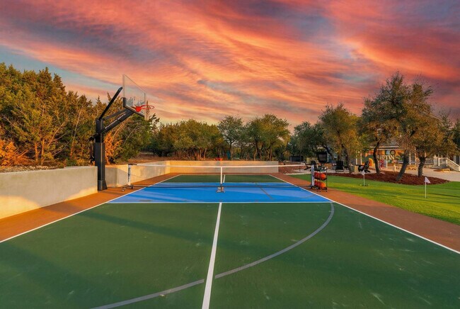 Building Photo - 13420 Trail Driver St