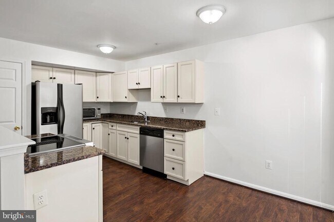 Building Photo - 1259 Stockport Ct