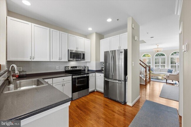 Building Photo - 166 Comay Terrace