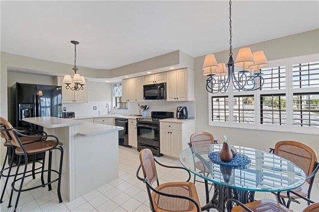 Building Photo - 16181 Fairway Woods Dr