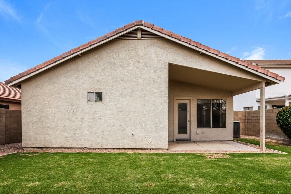 Building Photo - 2267 E Arabian Dr