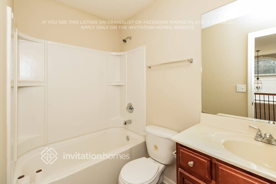 Building Photo - 4169 Kenwood Trail