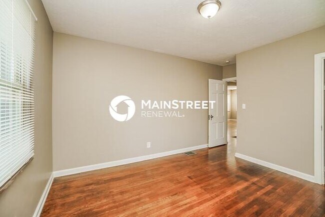 Building Photo - 3 Bedroom Pet-Friendly Home in Columbus, O...