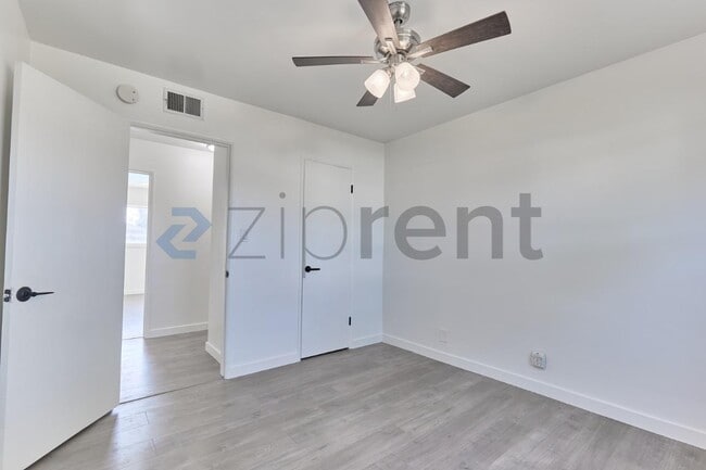 Building Photo - 1410 Central Ave