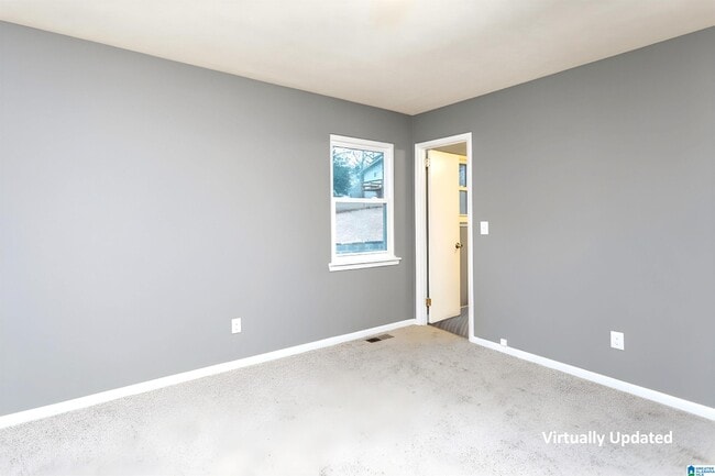 Building Photo - 506 Vardar Ln