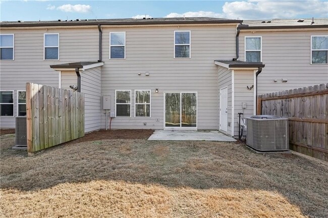 Building Photo - 234 Timberland Ave