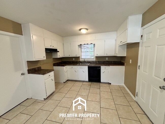 Building Photo - 3609 Pinson Heights Cir