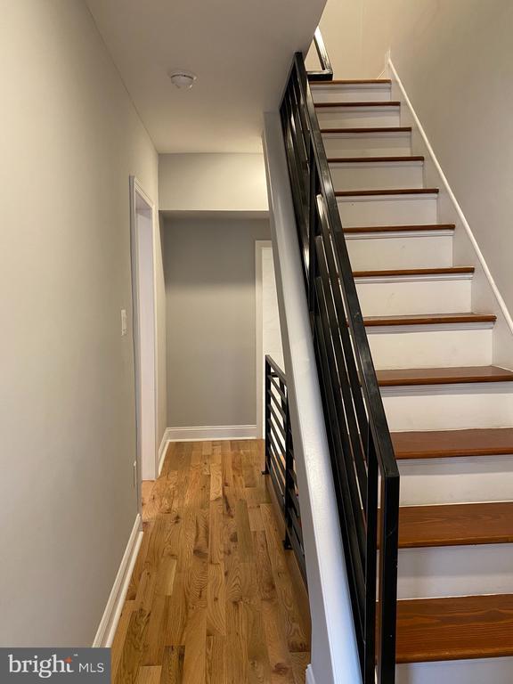 Building Photo - 1432 Cambridge St