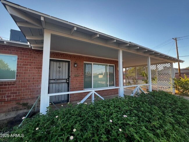Primary Photo - 6240 N 31st Ave