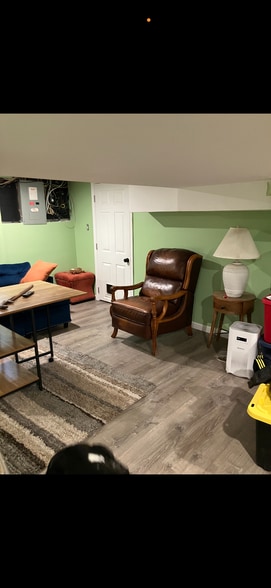 Building Photo - 263 S Haviland Ave