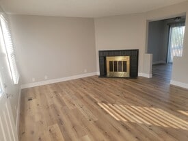 Building Photo - 4343 Abbott Rd