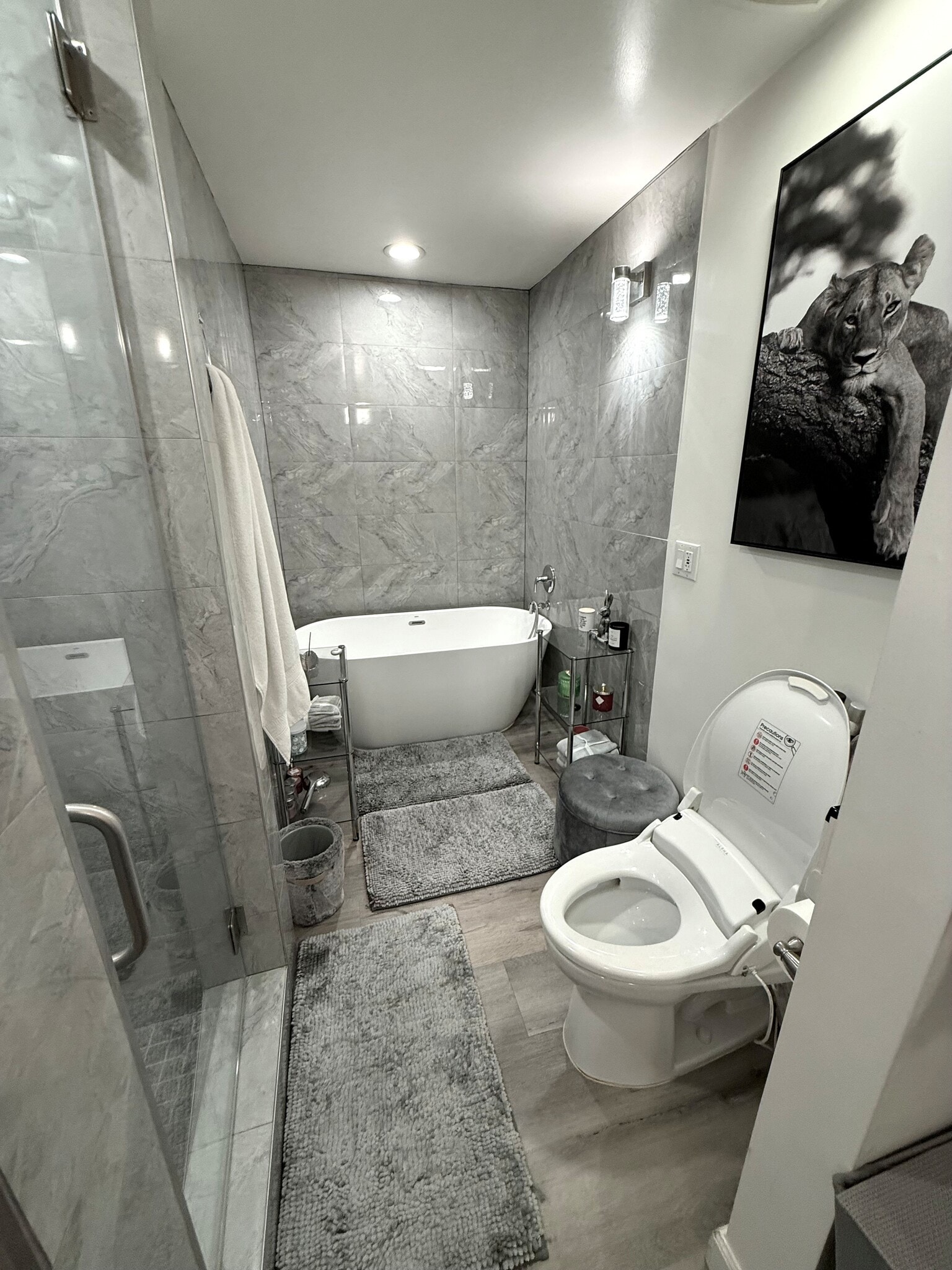 Master Bathroom - 843 4th St