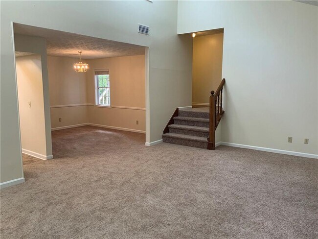 Building Photo - 4167 Oak Ferry Dr NE