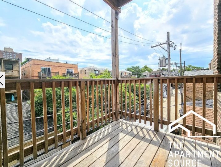 Building Photo - 3943.5 N Janssen Ave