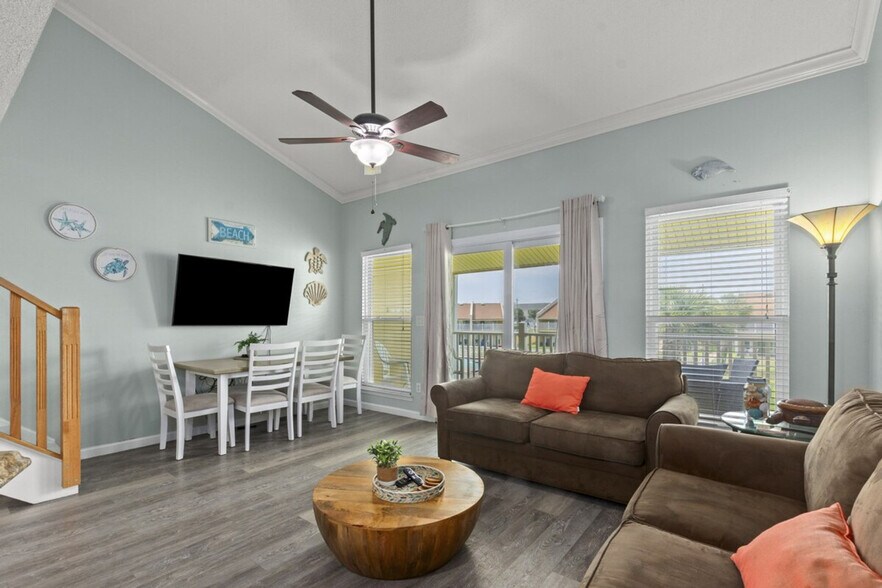 Building Photo - 1630 Scenic Gulf Dr