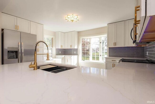 Building Photo - Complete Eastside Renovation - 4BR/4BA Large yard/Deck