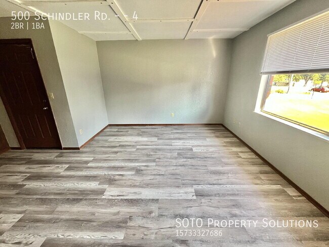Building Photo - 500 Schindler Rd