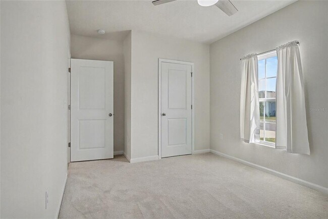 Building Photo - 1371 Madison Cir