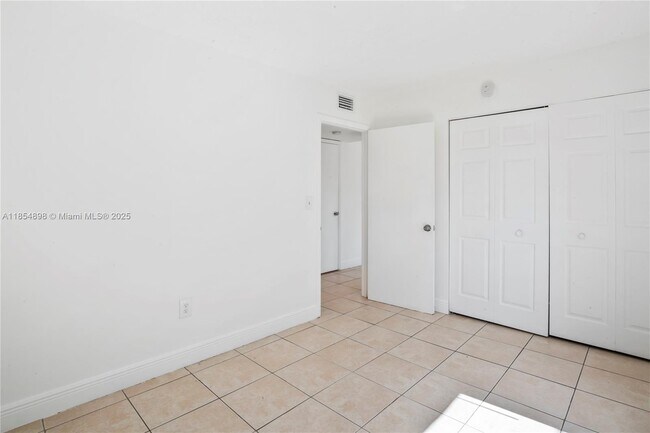 Building Photo - 11098 SW 107th St