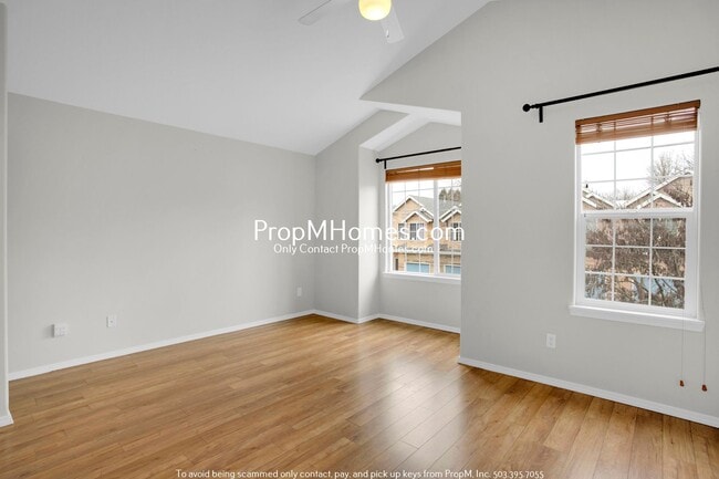 Building Photo - Updated Three Bedroom Townhome Near Nike & Intel!