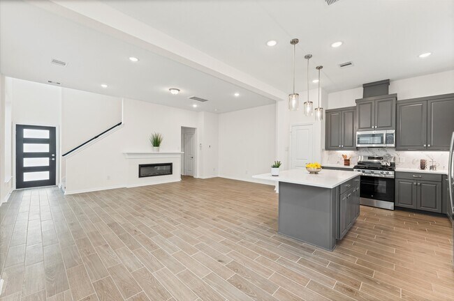Building Photo - 151 W Coralburst Lp