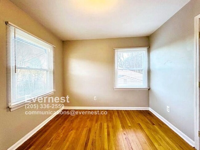 Building Photo - 203 Alpine Village Dr