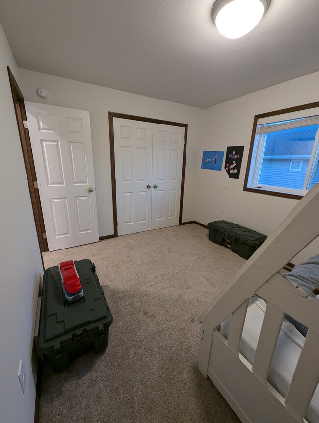 2nd bedroom with large closet - 5227 11th St W