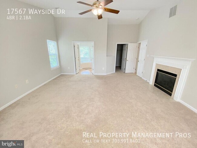 Building Photo - 17567 Wayside Dr