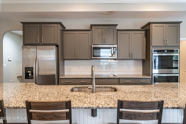 Building Photo - 153 Keowee Cir