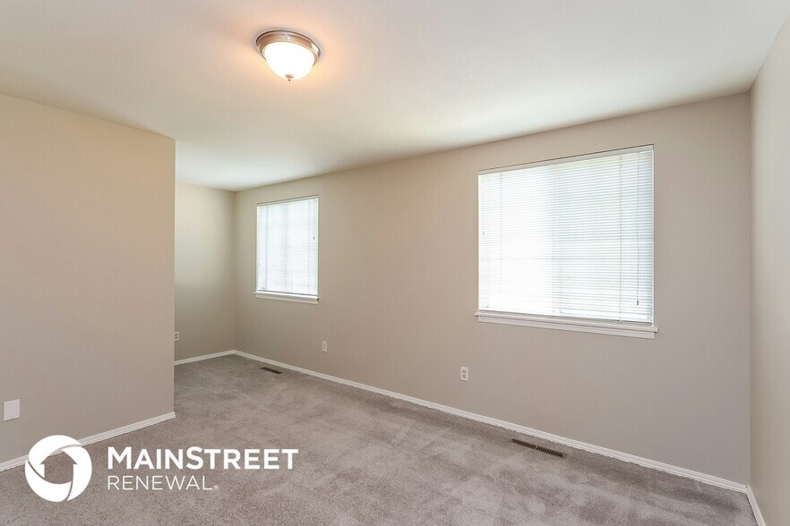 Building Photo - 8042 N Bryant St