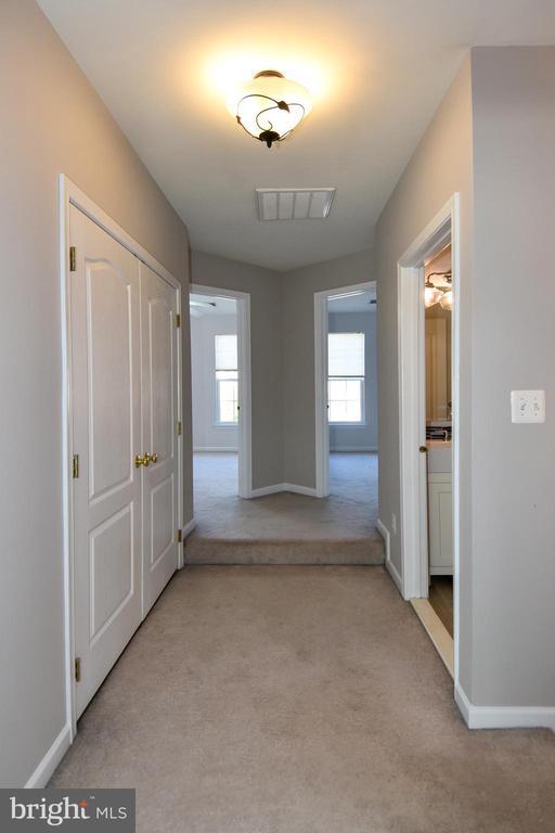 Building Photo - 43265 Morven Square