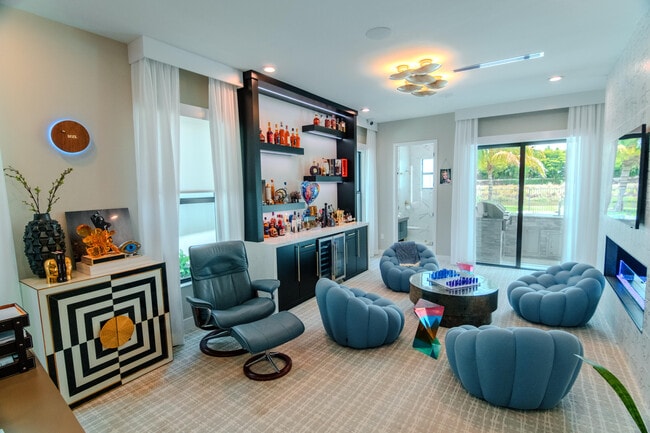 Building Photo - 8305 Fishhawk Falls Ct