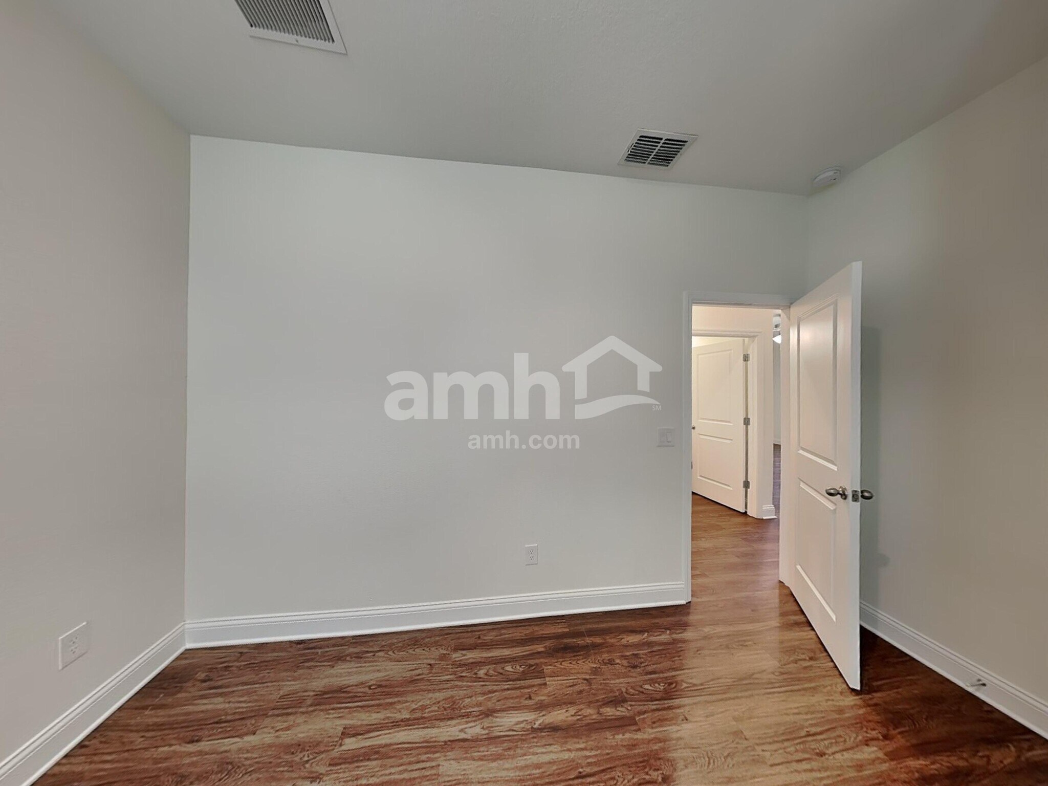 Building Photo - 4455 Reisswood Loop