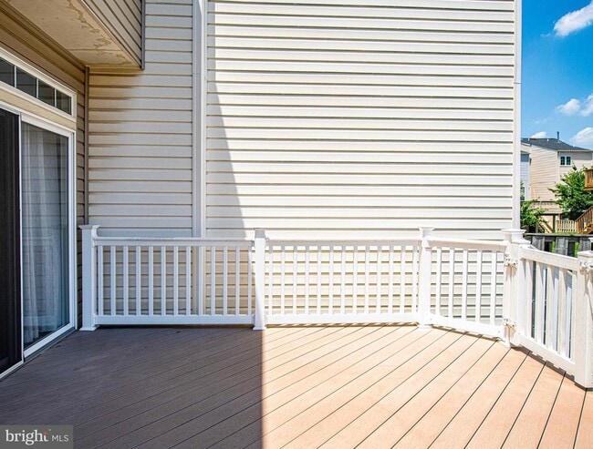 Building Photo - 9736 Morningview Cir