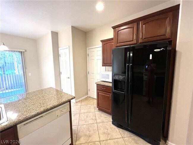 Building Photo - 4205 Gliding Gulls Ave