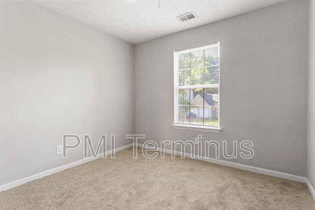 Building Photo - 1312 Telhurst Ct NW