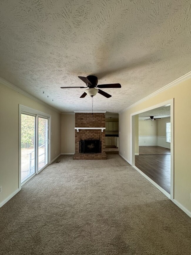 Building Photo - 5961 Chinas Ct