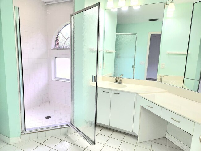 Building Photo - 2820 Citrus Lake Dr